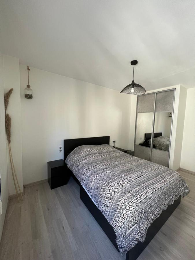 Superbe Appartement Centre Ville 尼姆 外观 照片